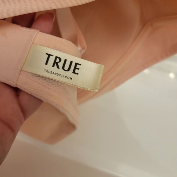 True and Co Bra Size XL - Picture 4 of 5